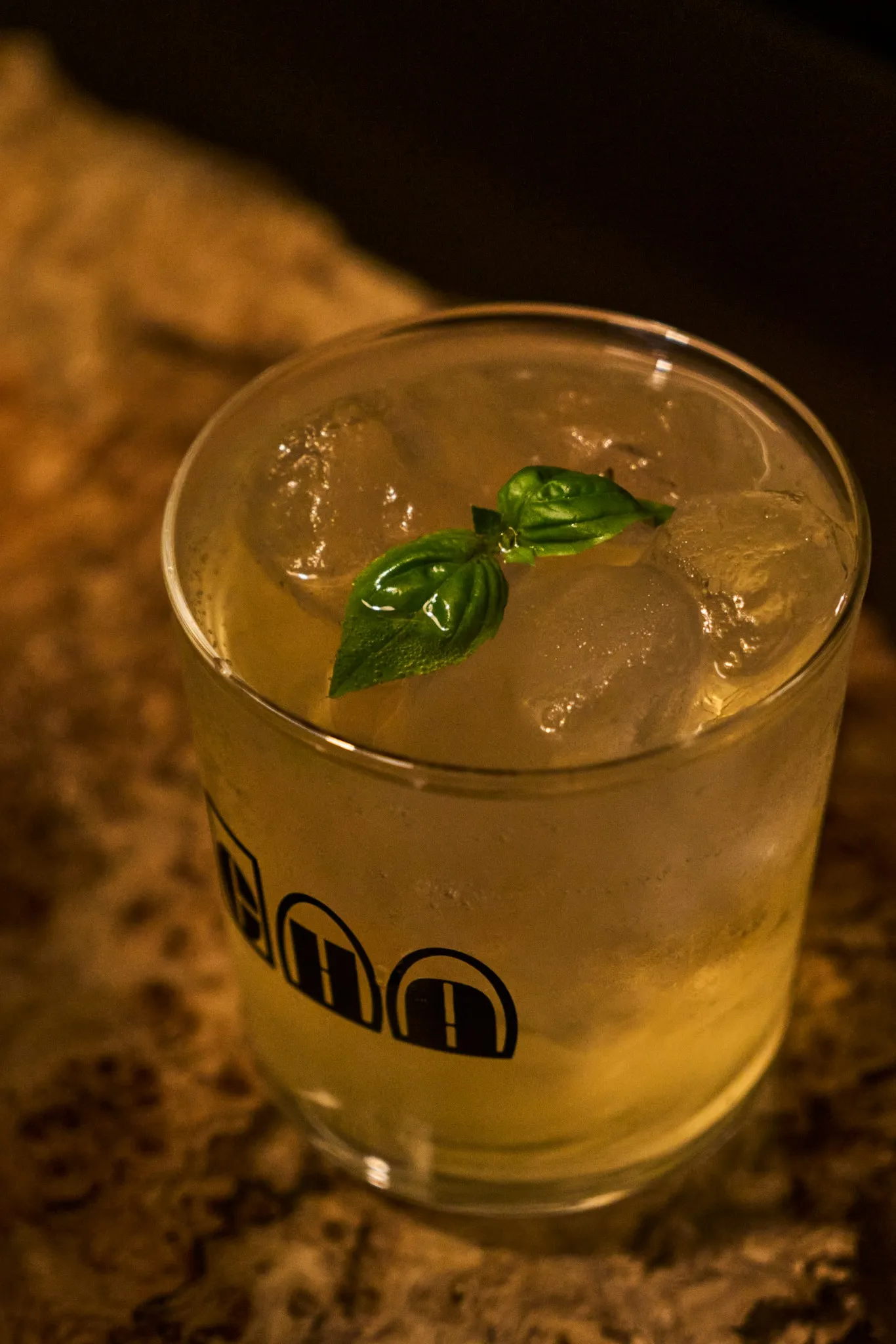 CHA 恵比寿店 スライダー画像3